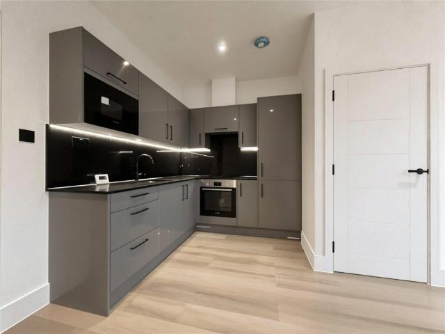 Flat for rent in Fleet, Hart