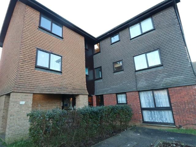 Apartment for rent in Yiewsley, Greater London