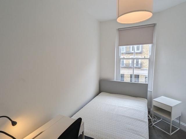 Flat for rent in London Borough of Lambeth, Greater London