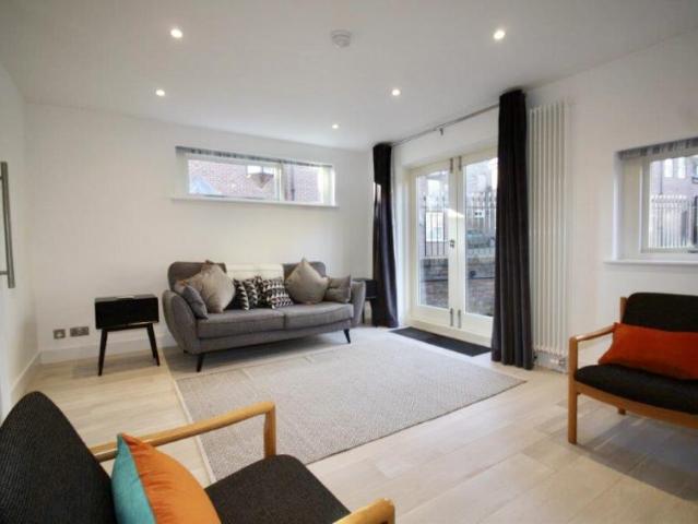 Flat for rent in High Field, York