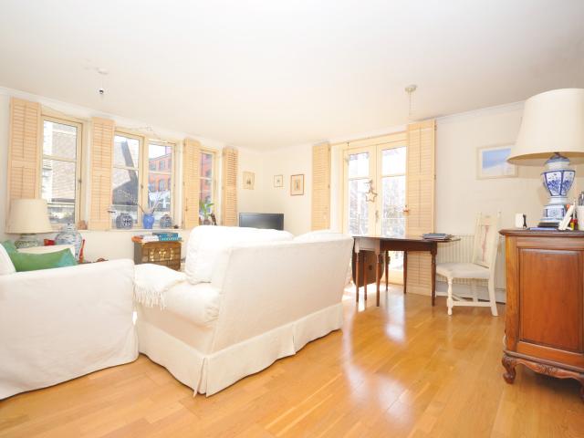 Flat for rent in Golden Valley, Gloucestershire