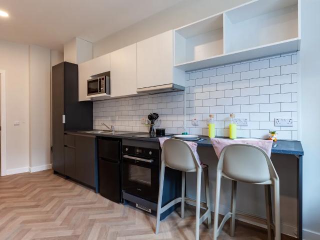 Flat for rent in New Catton, East Bank