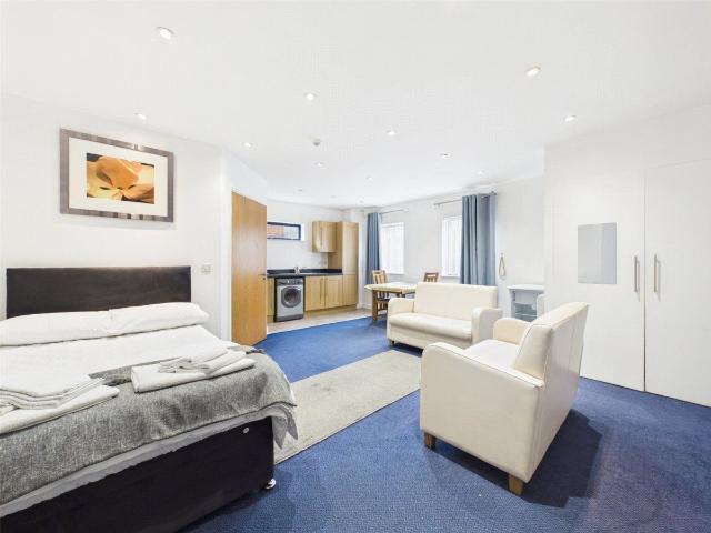 Flat for rent in Cathedral Quarter, Derby