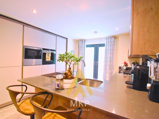 Flat for rent in Shirley, West Midlands