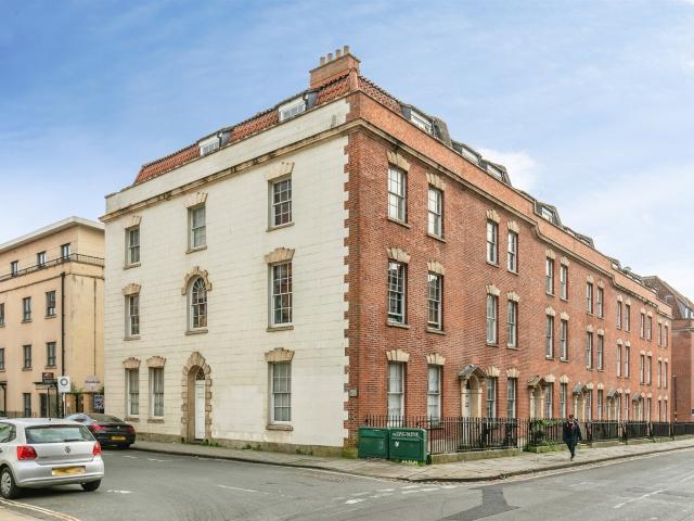 Flat for rent in St Paul's, Bristol