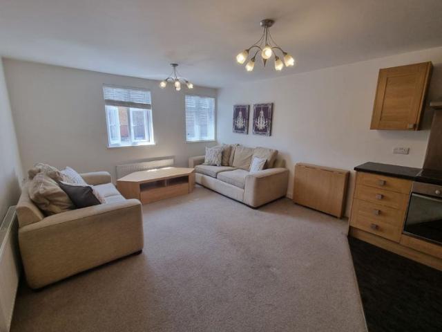 Flat for rent in Navestock Side, Essex