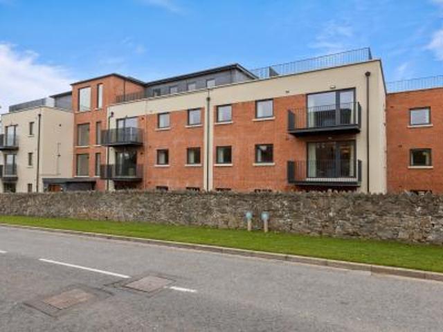 Flat for rent in Carryduff, Northern Ireland