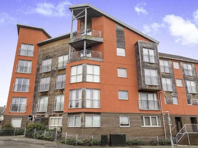 Flat for rent in Islington, Calderstones