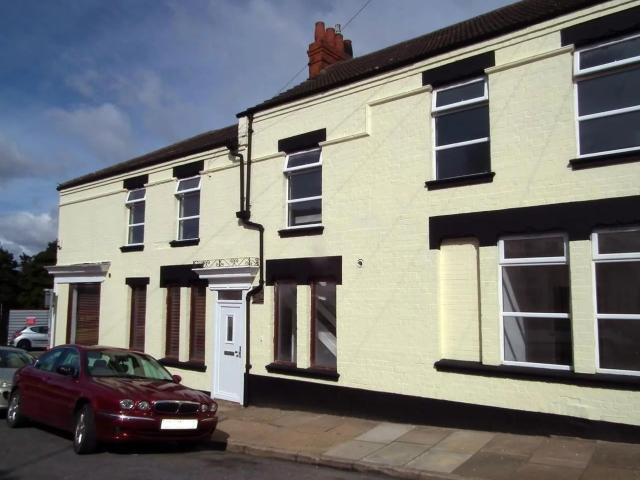 Flat for rent in Semilong, Northampton