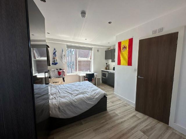 Flat for rent in Apuldram, Littlecote