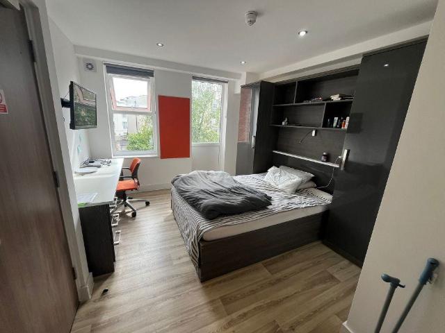 Flat for rent in Apuldram, Littlecote