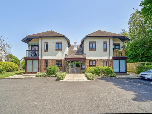 Flat for rent in Apuldram, Littlecote