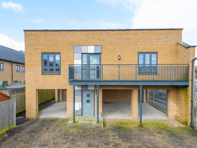 Flat for rent in Bridgefield, Kent
