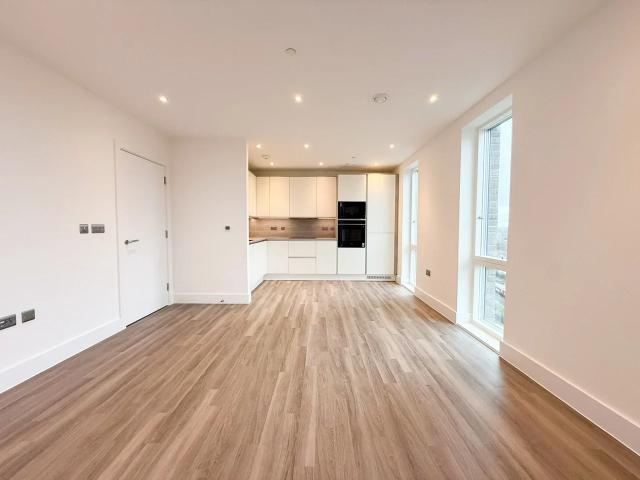 Flat for rent in Colindale Gardens, Greater London
