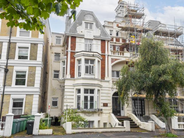 Flat for rent in Lynwood, Folkestone and Hythe