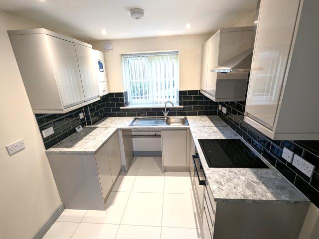 Flat for rent in Chadsmoor, Staffordshire