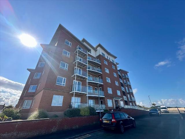 Flat for rent in Bare, Lancashire