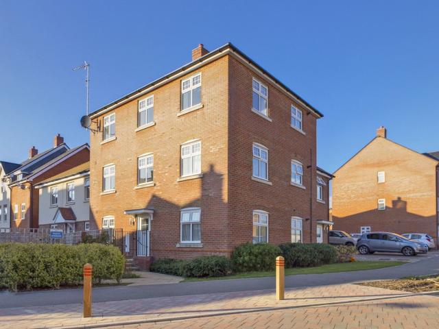 Flat for rent in Wickhurst Green, Horsham