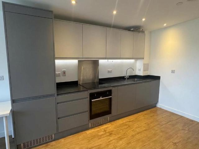 Flat for rent in Steander, Leeds