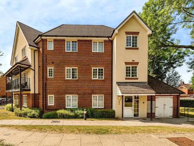Flat for rent in Wendover, Buckinghamshire
