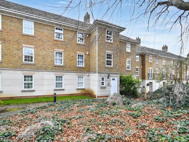 Flat for rent in Semilong, Northampton