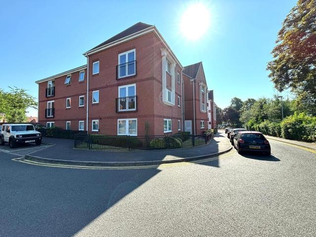 Flat for rent in Turves Green, West Midlands