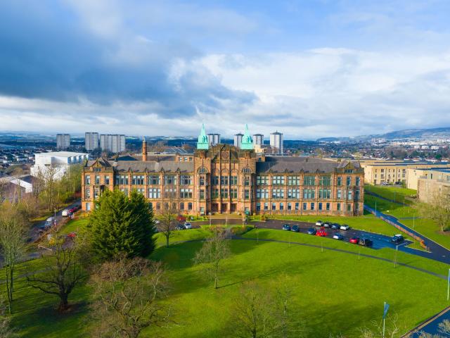 Flat for rent in Jordanhill, Scotland