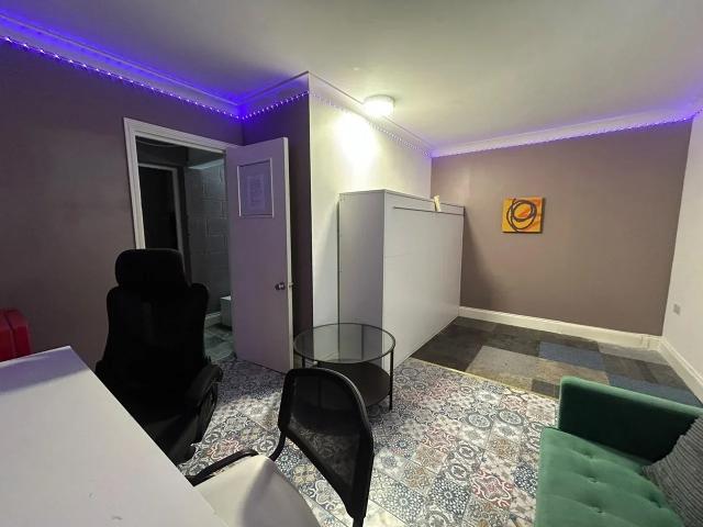 Flat for rent in Crook Log, Welling