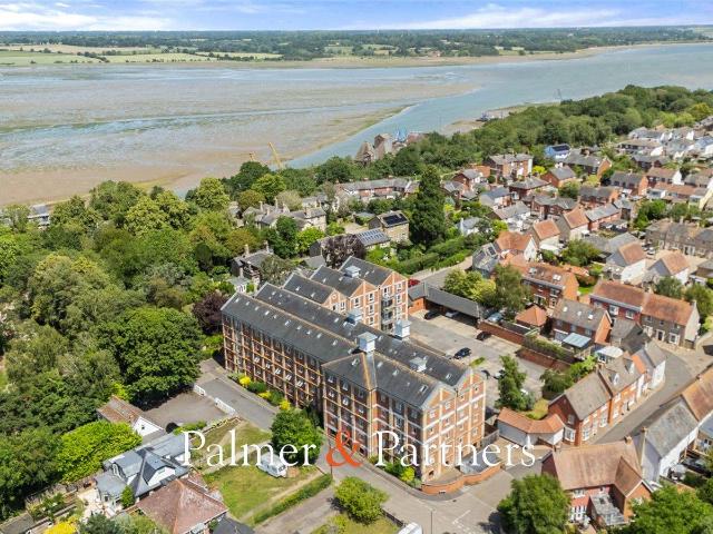 Flat for rent in Mistley, Dale Hill