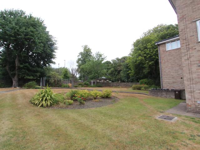 Flat for rent in Norton, South Yorkshire