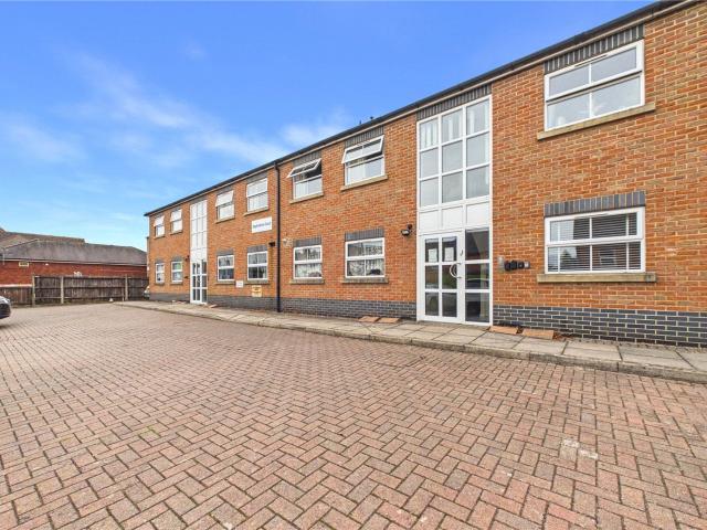 Flat for rent in The Triangle, Reading