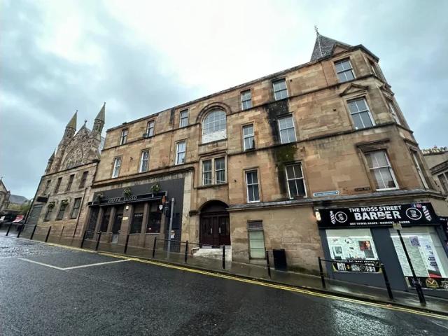 Flat for rent in Castlehead, Glenburn