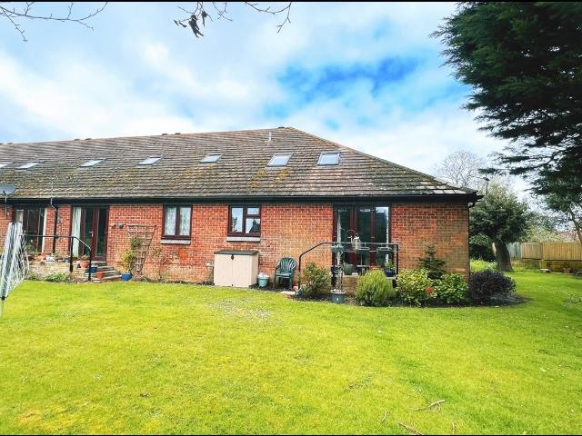 Flat for rent in Spring Vale, Hampshire