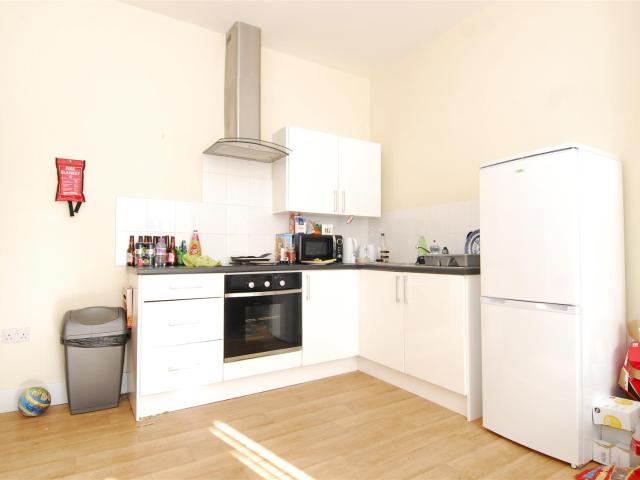 Flat for rent in Mount Wise