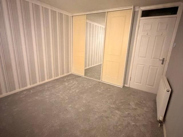 Flat for rent in Ladywell, Dedridge