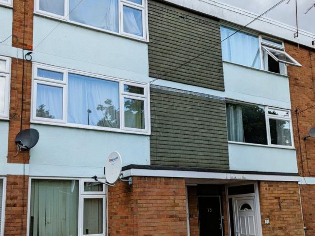 Flat for rent in Tollbar End, West Midlands