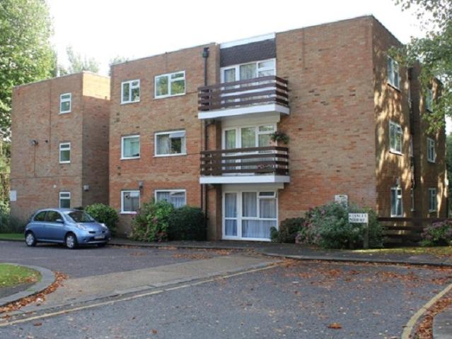 Flat for rent in London Borough of Harrow, Greater London