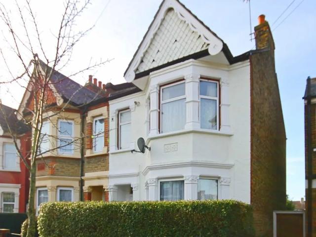 Apartment for rent in London Borough of Ealing, Greater London