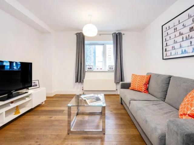 Flat for rent in Saint Giles, Bloomsbury