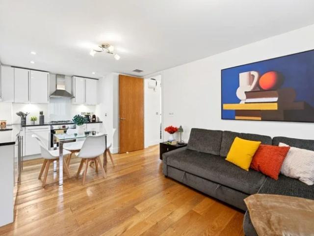 Flat for rent in Saint Giles, Bloomsbury