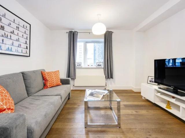 Flat for rent in Saint Giles, Bloomsbury