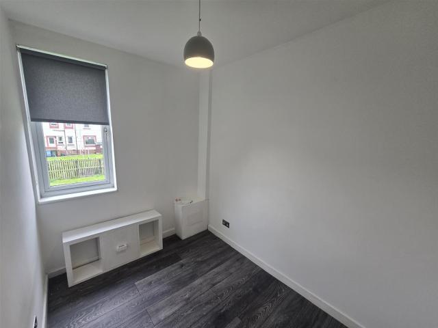 Flat for rent in Cambusnethan, Scotland