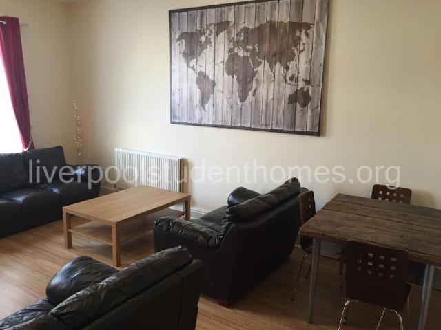 Flat for rent in Islington, Calderstones