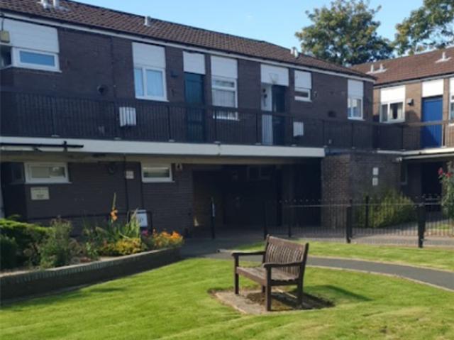 Flat for rent in Sutton Hill, Telford