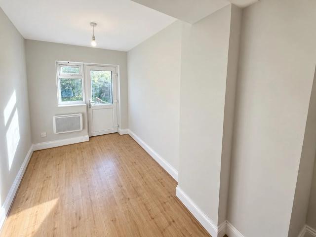 Flat for rent in London Borough of Havering, Greater London