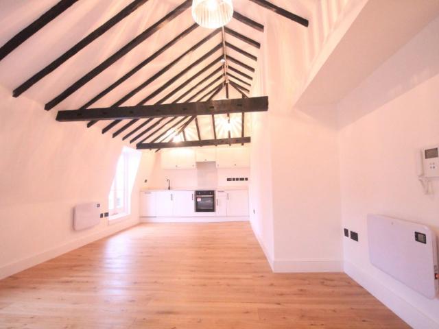 Flat for rent in Navestock Side, Essex