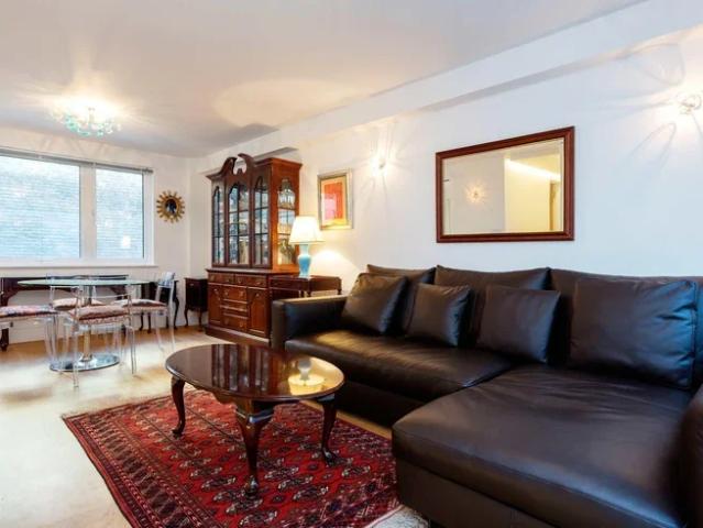 Flat for rent in Mayfair, Greater London