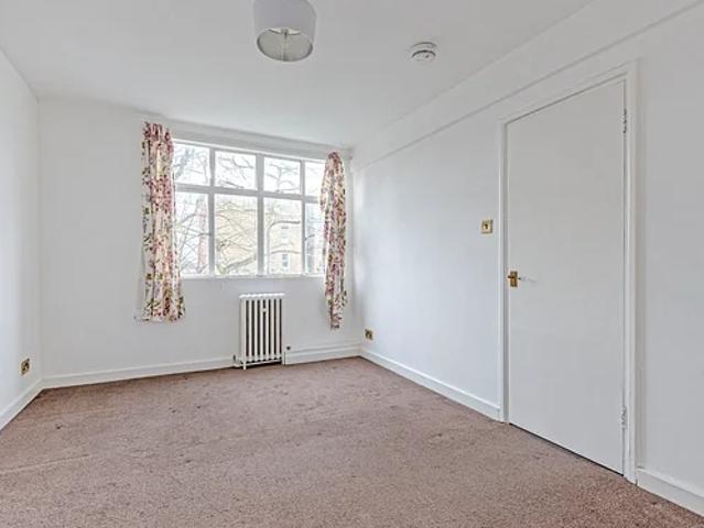 Flat for rent in Shepherd's Bush, Greater London
