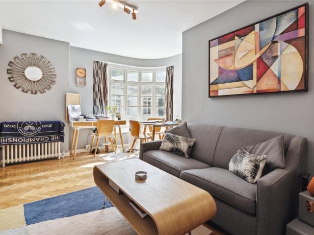 Flat for rent in Shepherd's Bush, Greater London