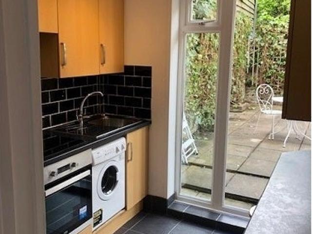 Flat for rent in Brook Green, Greater London